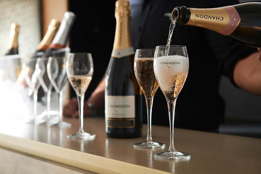 Yarra Valley Foodies Tour with Chandon and Kangaroo Safari! - Golden hour with wild kangaroos