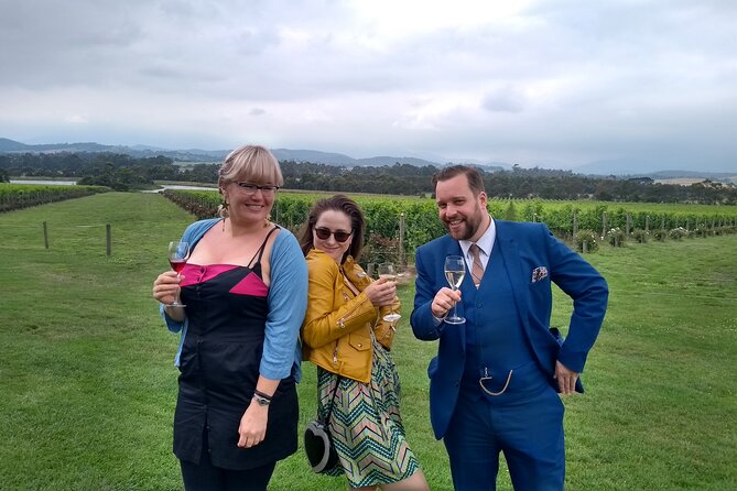 Yarra Valley Winery Tour from Melbourne - Lunch included - The wine, food, and scenery balance